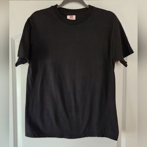 MEN'S HANES BLACK COTTON T-SHIRT SIZE SMALL PRE-SHRUNK NEW